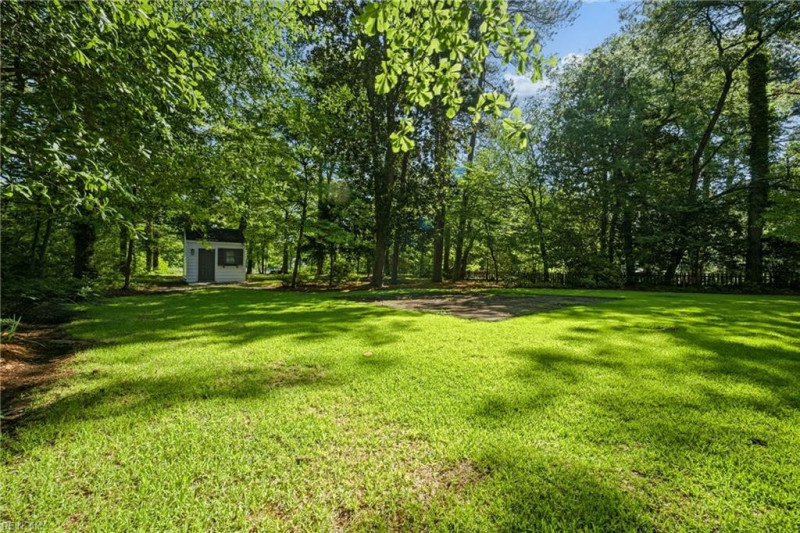 Photo 42 of 50 residential for sale in Portsmouth virginia