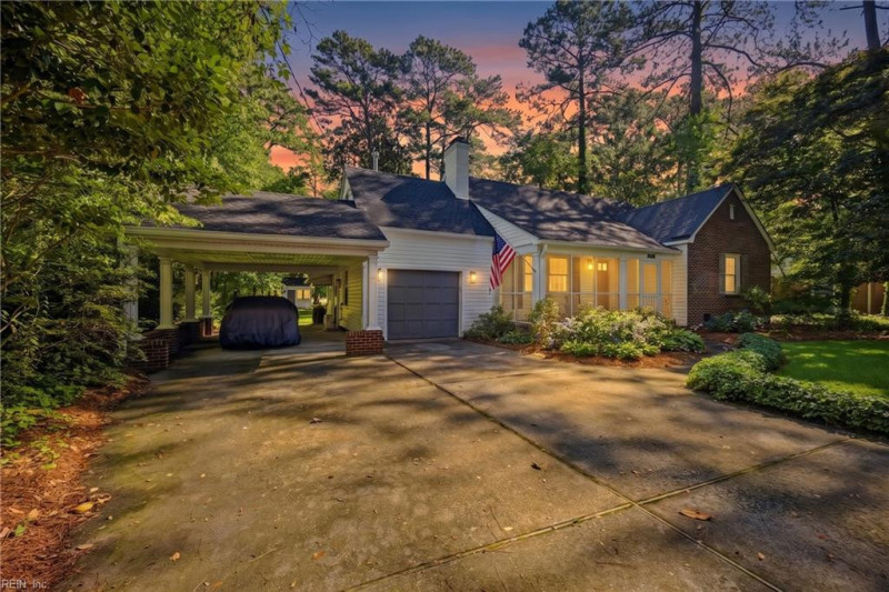 Photo 7 of 50 residential for sale in Portsmouth virginia