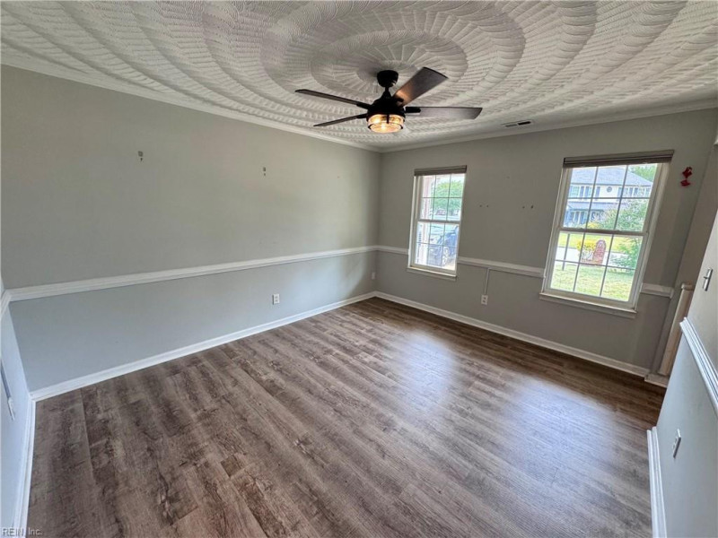 Photo 16 of 37 residential for sale in Virginia Beach virginia