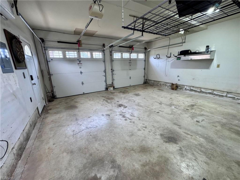 Photo 19 of 37 residential for sale in Virginia Beach virginia