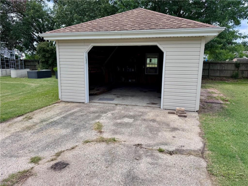 Photo 32 of 37 residential for sale in Virginia Beach virginia