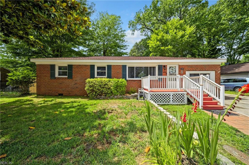 Photo 1 of 26 residential for sale in Virginia Beach virginia