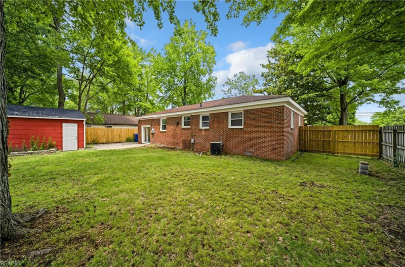 Photo 23 of 26 residential for sale in Virginia Beach virginia
