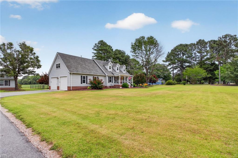 Photo 2 of 36 residential for sale in Suffolk virginia
