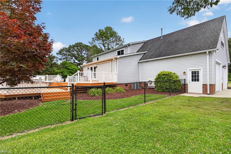 Photo 23 of 36 residential for sale in Suffolk virginia