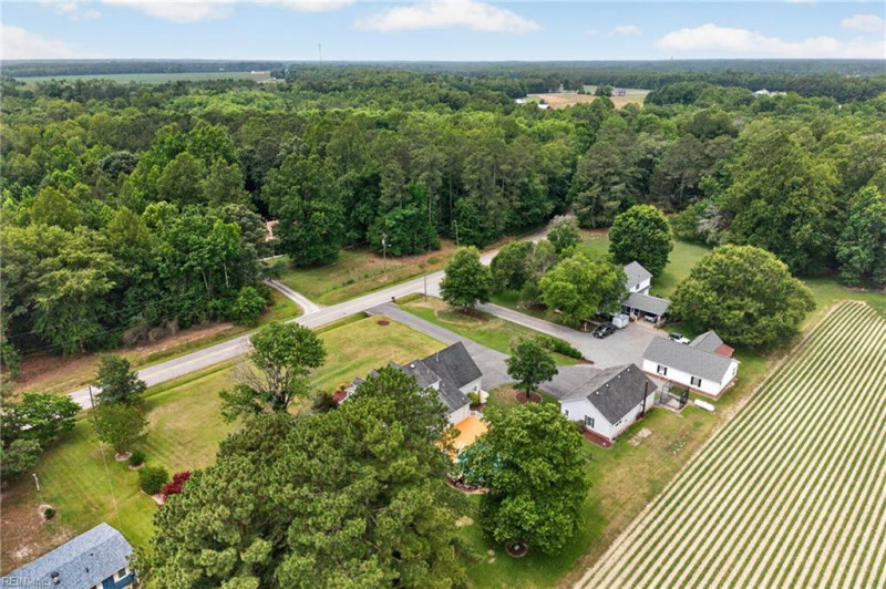 Photo 29 of 36 residential for sale in Suffolk virginia