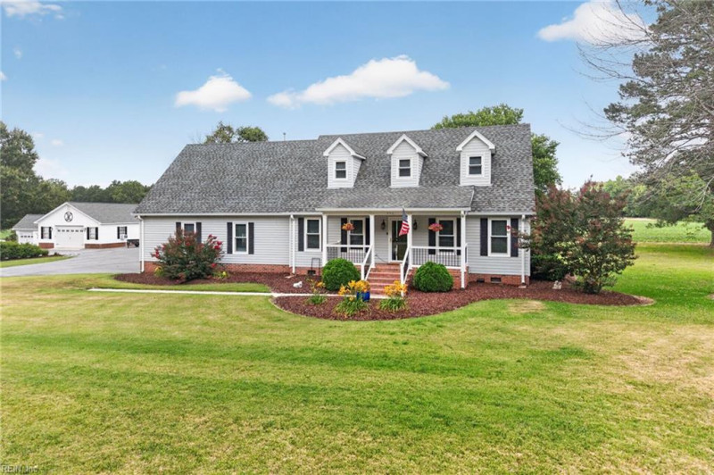 Photo 34 of 36 residential for sale in Suffolk virginia