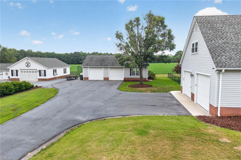 Photo 35 of 36 residential for sale in Suffolk virginia
