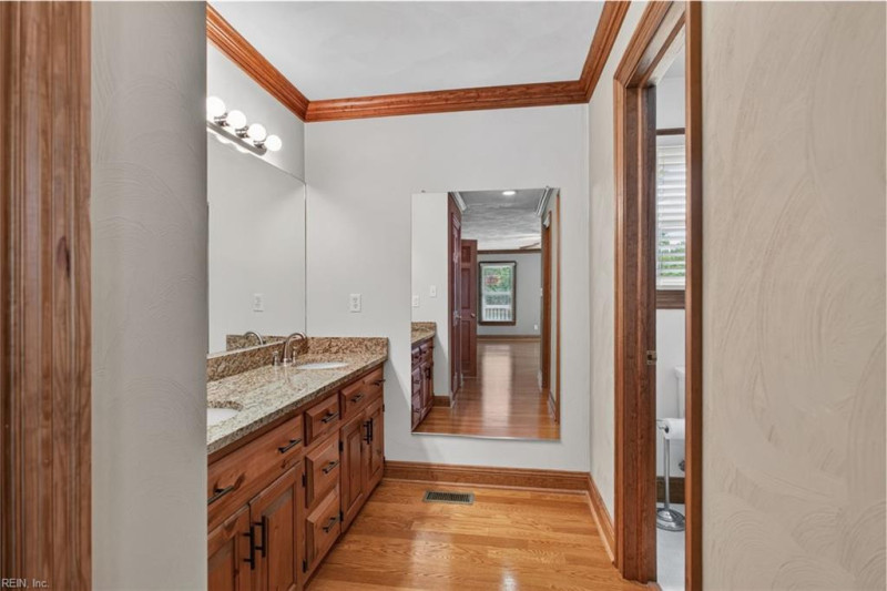 Photo 9 of 36 residential for sale in Suffolk virginia