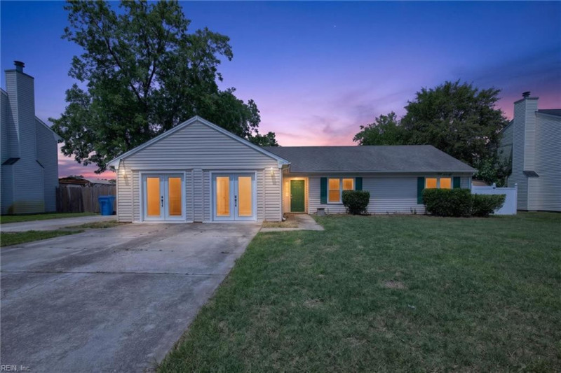 Photo 1 of 33 residential for sale in Chesapeake virginia