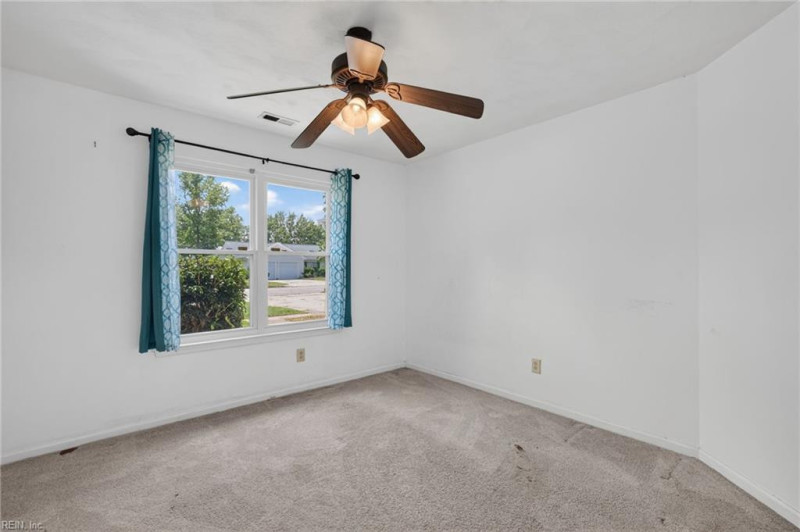 Photo 24 of 33 residential for sale in Chesapeake virginia