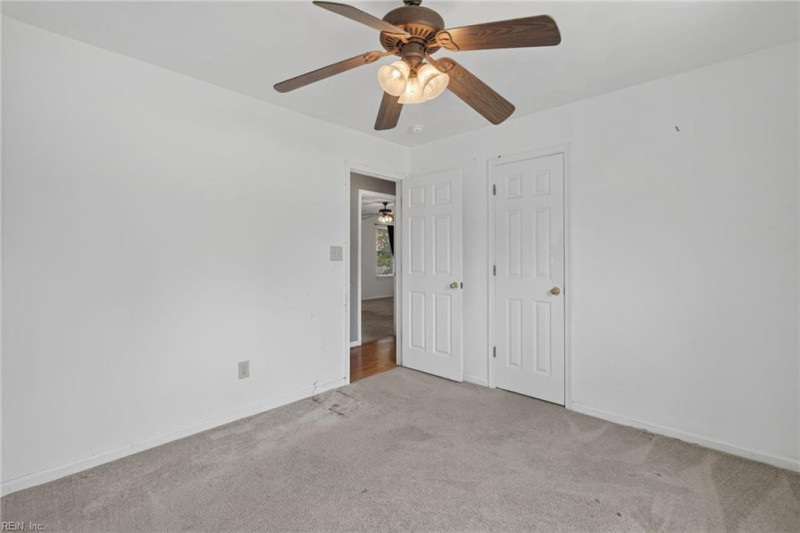 Photo 25 of 33 residential for sale in Chesapeake virginia