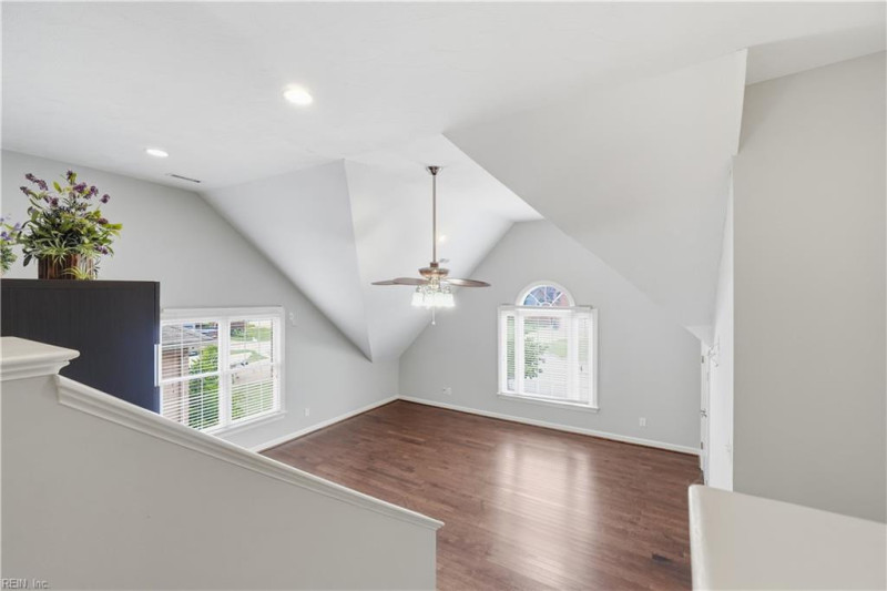 Photo 26 of 48 residential for sale in York County virginia