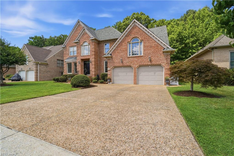 Photo 3 of 48 residential for sale in York County virginia