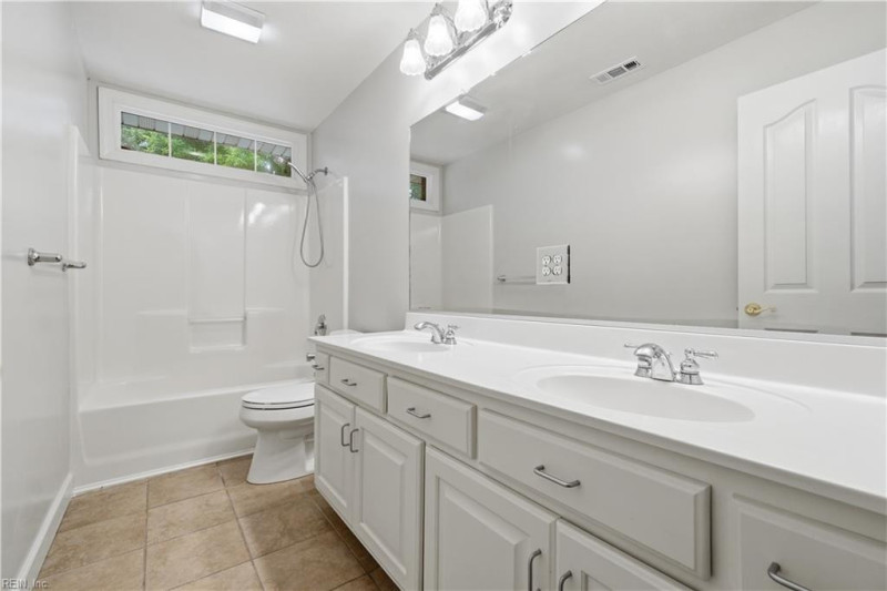 Photo 32 of 48 residential for sale in York County virginia