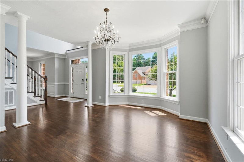 Photo 8 of 48 residential for sale in York County virginia