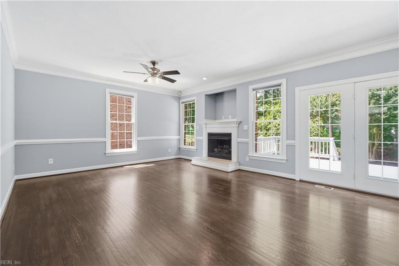 Photo 9 of 48 residential for sale in York County virginia