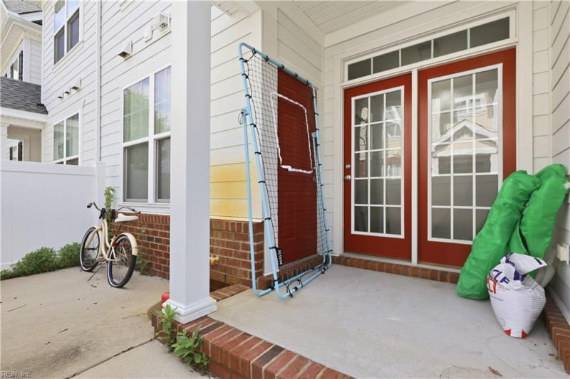Photo 26 of 38 residential for sale in Chesapeake virginia