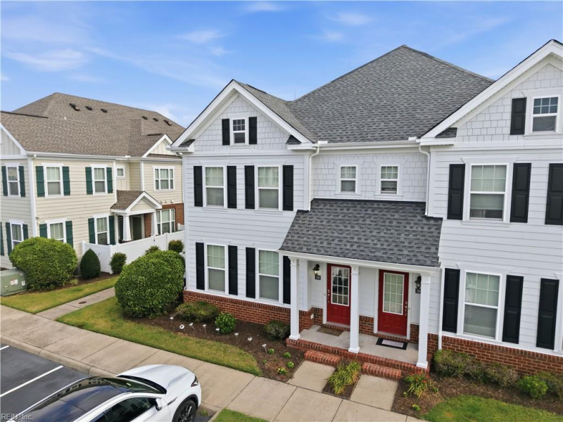 Photo 33 of 38 residential for sale in Chesapeake virginia