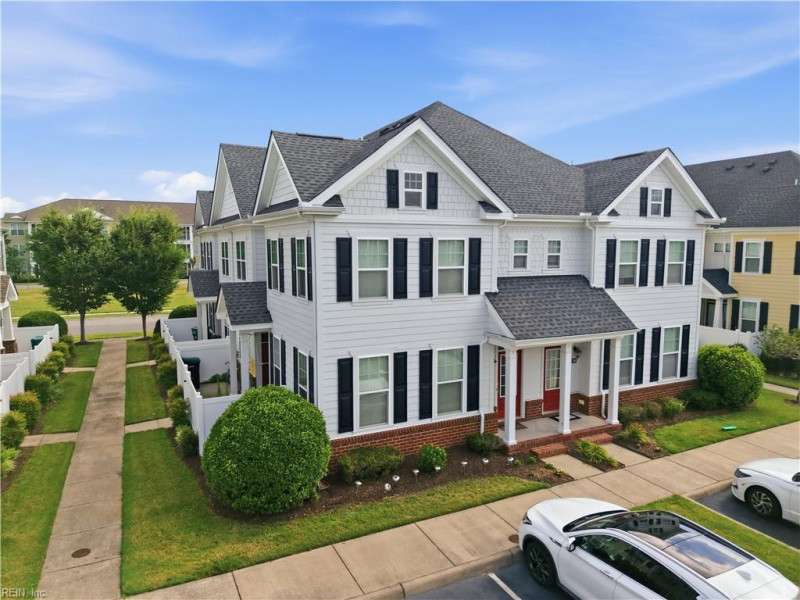 Photo 34 of 38 residential for sale in Chesapeake virginia