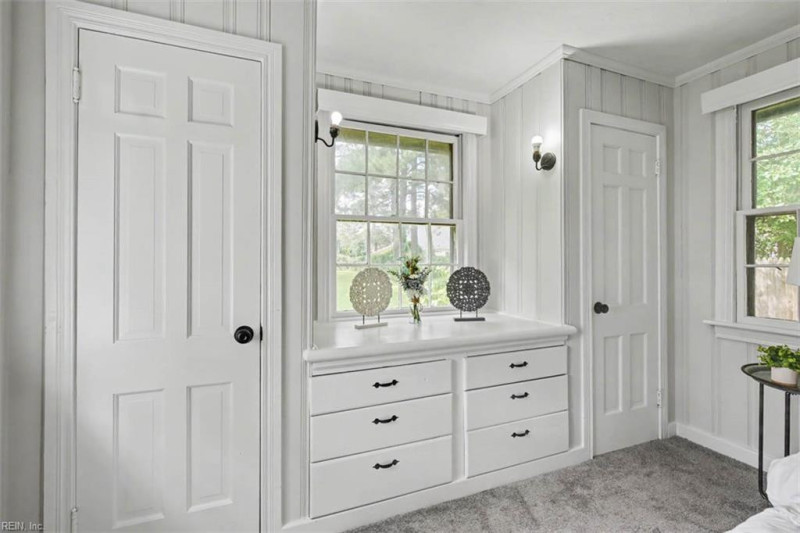 Photo 13 of 25 residential for sale in Portsmouth virginia