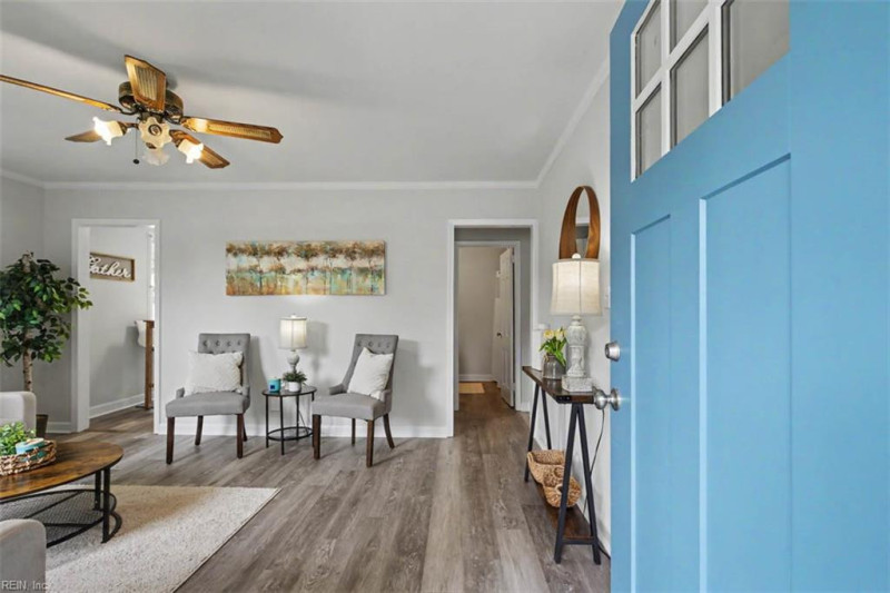 Photo 3 of 25 residential for sale in Portsmouth virginia