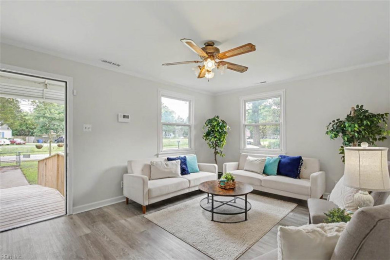 Photo 4 of 25 residential for sale in Portsmouth virginia