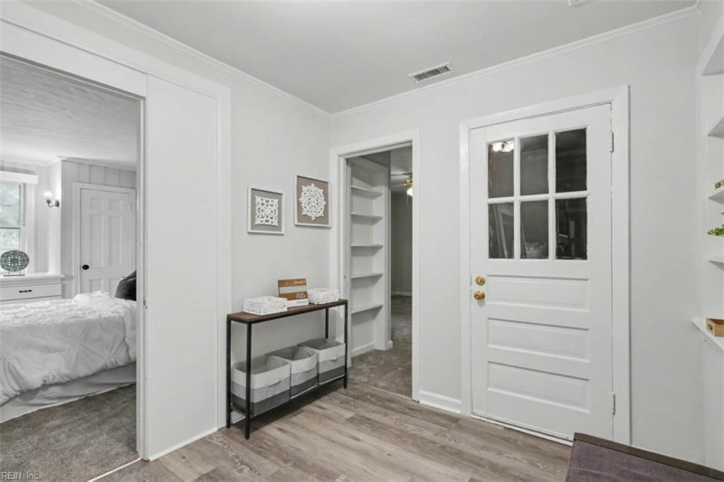 Photo 8 of 25 residential for sale in Portsmouth virginia