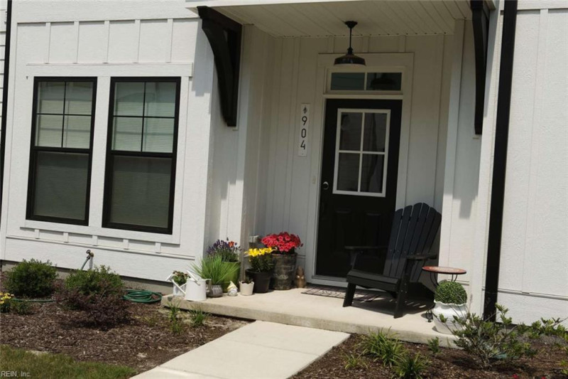 Photo 1 of 20 residential for sale in Chesapeake virginia
