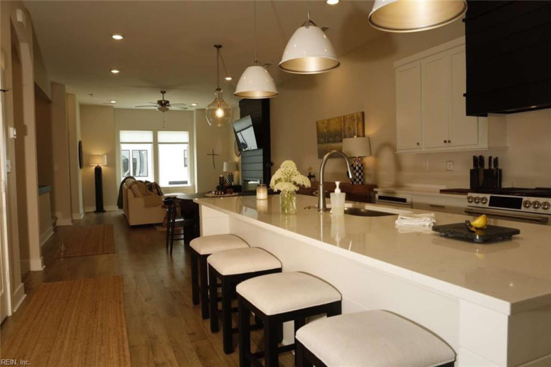 Photo 12 of 20 residential for sale in Chesapeake virginia