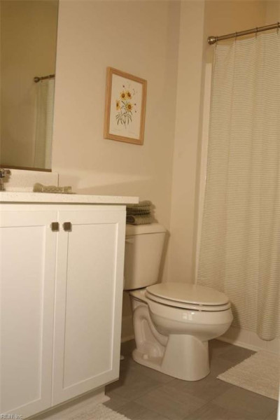 Photo 4 of 20 residential for sale in Chesapeake virginia