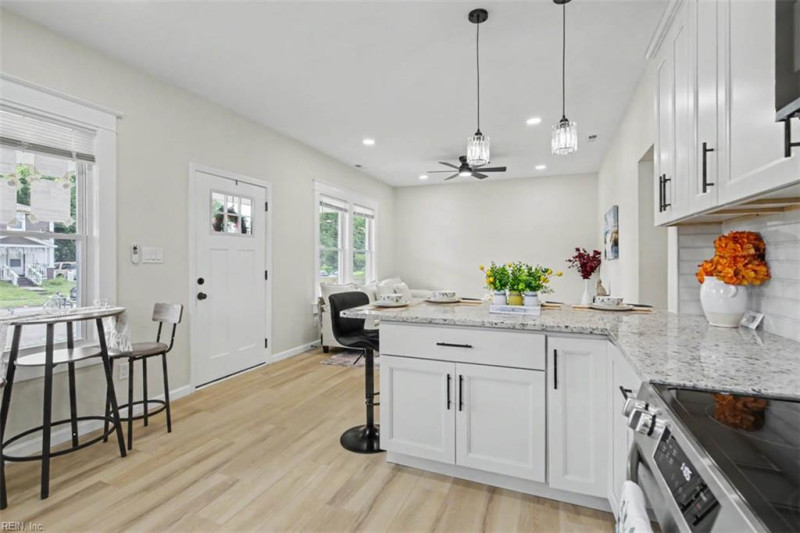 Photo 14 of 29 residential for sale in Newport News virginia