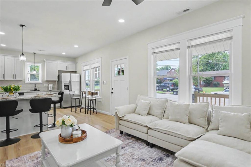 Photo 8 of 29 residential for sale in Newport News virginia