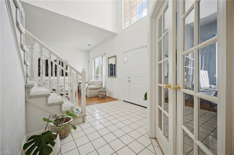 Photo 11 of 40 residential for sale in Virginia Beach virginia