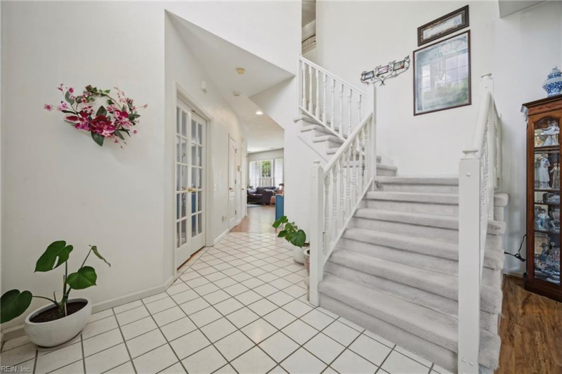 Photo 17 of 40 residential for sale in Virginia Beach virginia
