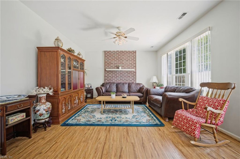 Photo 8 of 40 residential for sale in Virginia Beach virginia