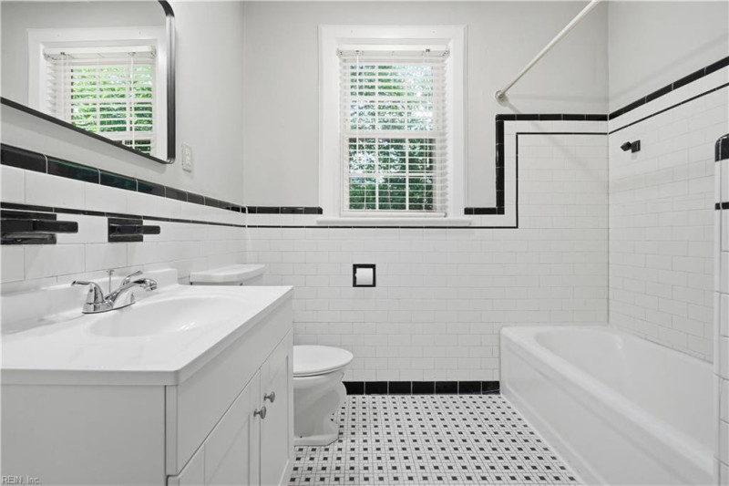 Photo 21 of 33 residential for sale in Norfolk virginia
