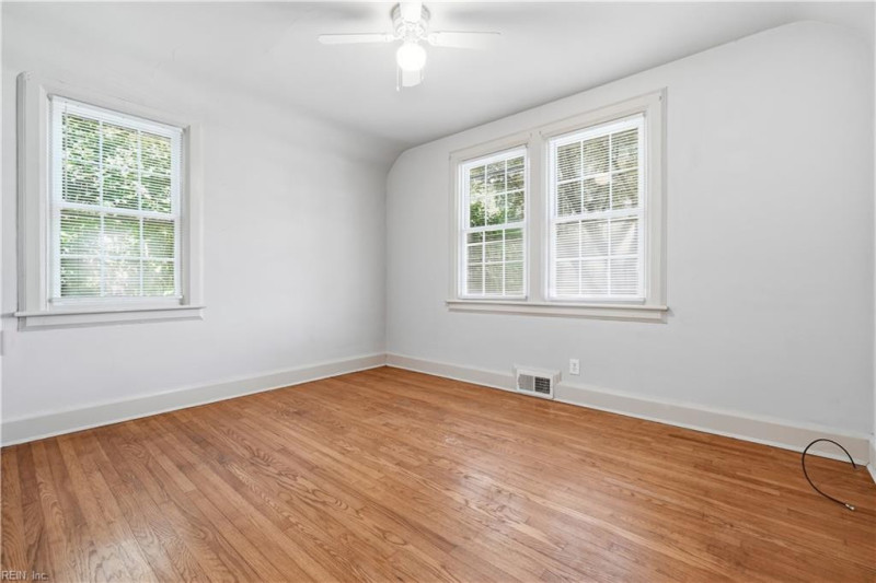 Photo 23 of 33 residential for sale in Norfolk virginia