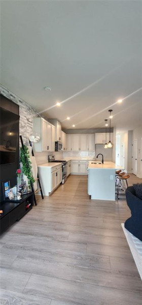 Photo 2 of 5 residential for sale in Chesapeake virginia