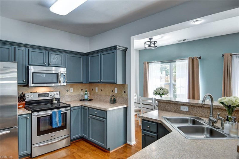 Photo 15 of 43 residential for sale in Chesapeake virginia