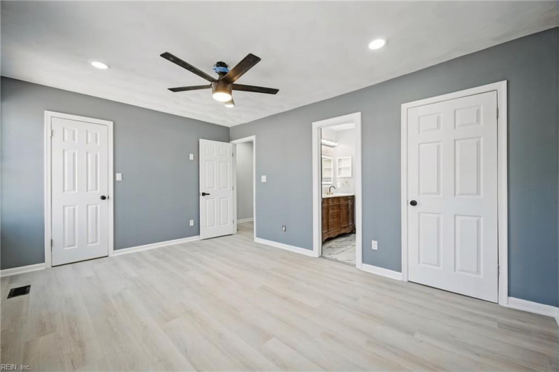 Photo 34 of 41 residential for sale in Virginia Beach virginia