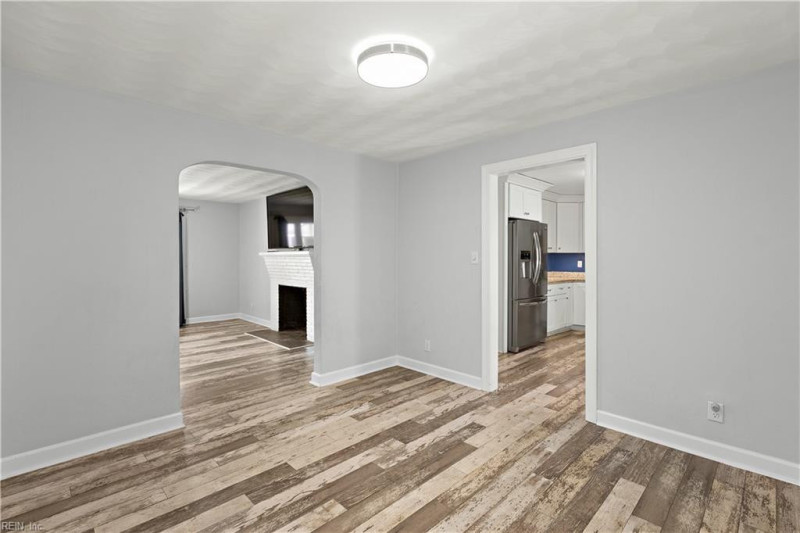 Photo 6 of 47 residential for sale in Portsmouth virginia