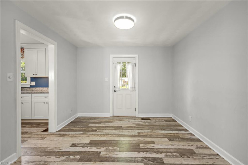 Photo 7 of 47 residential for sale in Portsmouth virginia