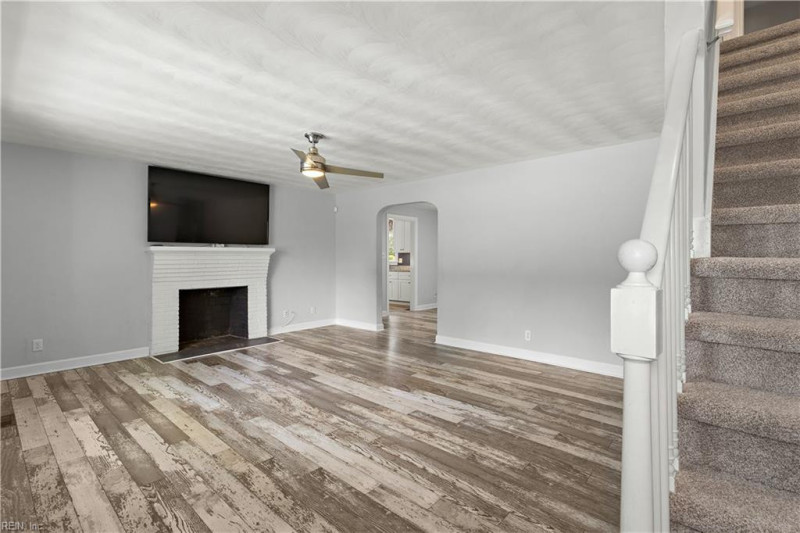 Photo 9 of 47 residential for sale in Portsmouth virginia