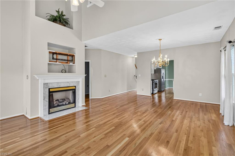 Photo 11 of 32 residential for sale in Portsmouth virginia