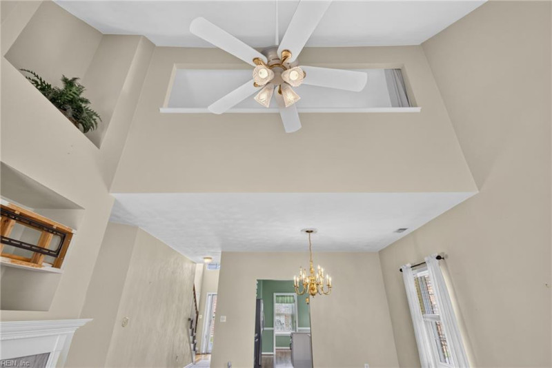 Photo 12 of 32 residential for sale in Portsmouth virginia