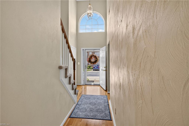 Photo 19 of 32 residential for sale in Portsmouth virginia