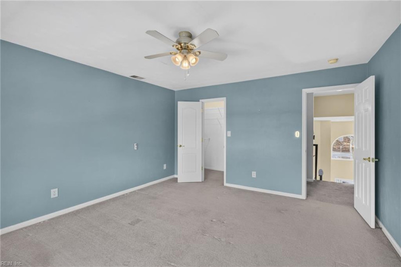 Photo 27 of 32 residential for sale in Portsmouth virginia