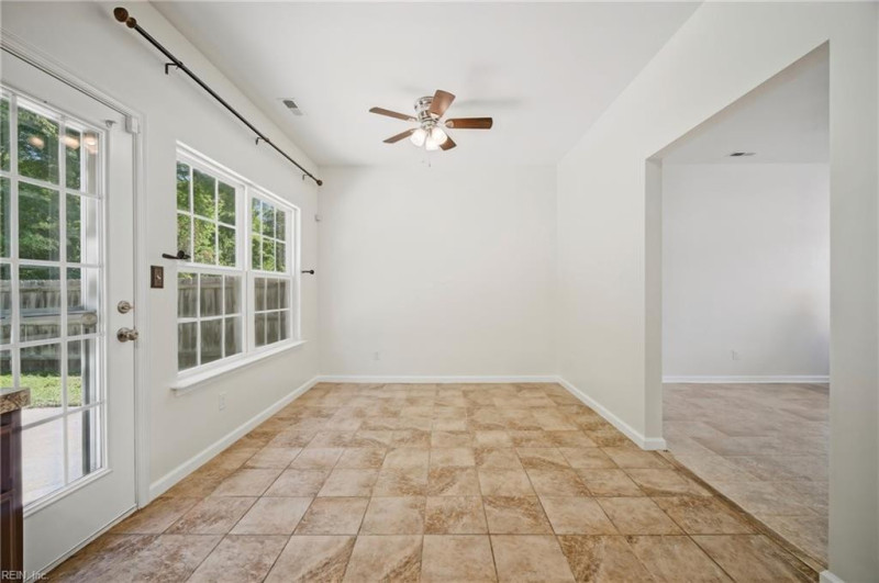Photo 20 of 50 residential for sale in Portsmouth virginia