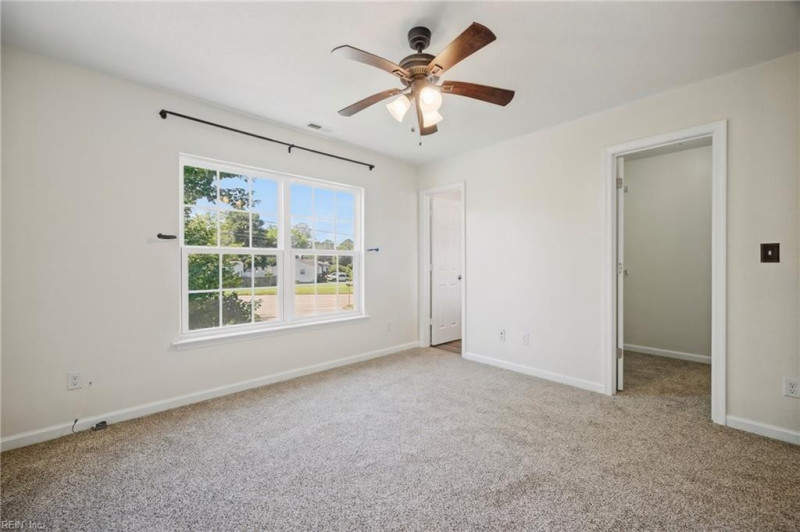 Photo 26 of 50 residential for sale in Portsmouth virginia